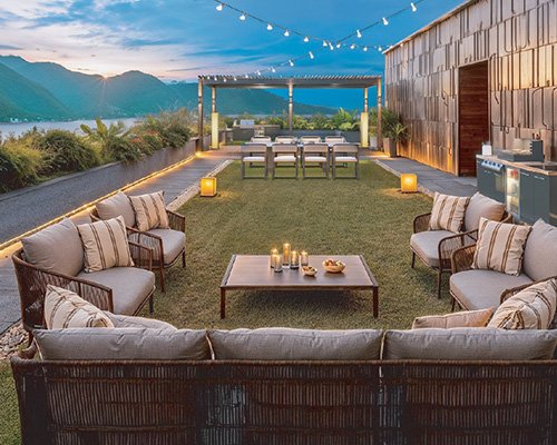 BARBECUE / DINING PAVILION